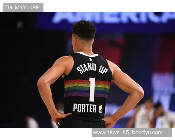 小迈克尔波特半场表现出色8中4得10分三分球两投全中助球队争胜